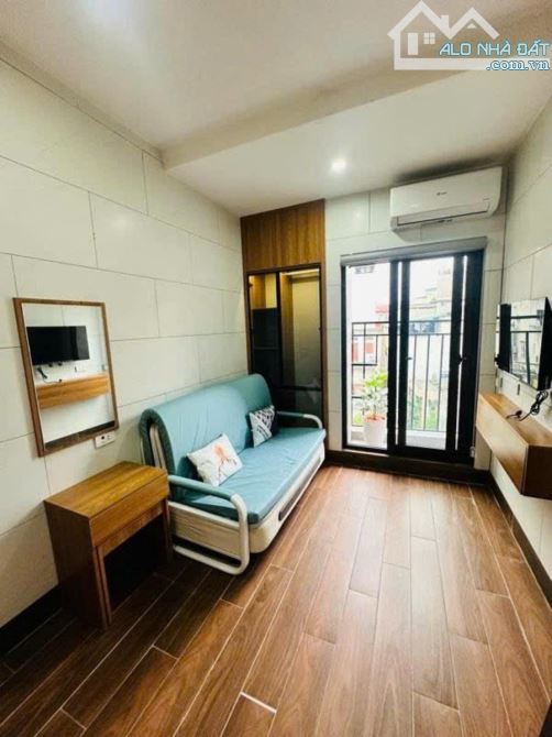 BÁN TÒA CHDV TRUNG TÂM CẦU GIẤY 100M2 - 7 TẦNG THANG MÁY - MẶT TIỀN 10M - DÒNG TIỀN 2 TỶ/ - 3