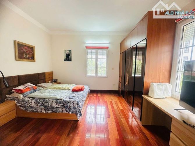 Chính Chủ Bán Nhà Xuân La - Tây Hồ - Thang Máy - Kinh Doanh- Ô Tô - 72M x 6T Giá 21.7 Tỷ