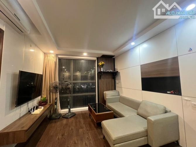 Bán nhà chung cư Vĩnh Hoàng, Đền Lừ, Hoàng Mai, 65m2 giá chỉ 4.95 tỷ.