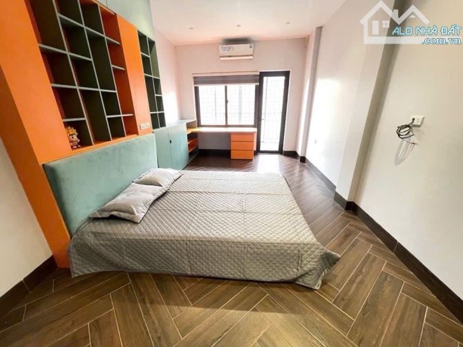 BÁN NHÀ TT ĐỐNG ĐA PHỐ XÃ ĐÀN SỔ VUÔNG 76 M NHỈNH 14TỶ FULL NỘI THẤT NGÕ THÔNG THOÁNG