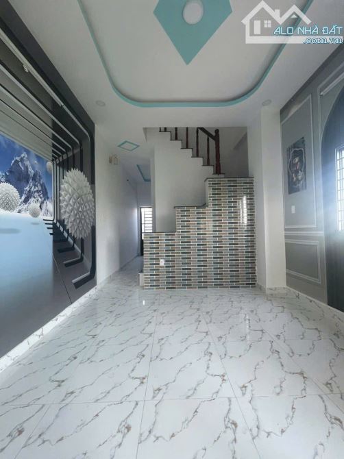 Nhà Mới 1 Lầu 4 x 10m Ngay Ngã Ba Tân Kim , 2PN 2WC Full Nội Thất. Sổ Hồng Riêng - 1