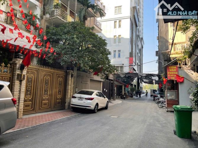 BÁN ĐẤT PHỐ KIM MÃ, ĐÀO TẤN, HN, 180M2, MT10.5M, 2 THOÁNG, OTO TRÁNH GIÁ ĐẦU TƯ.