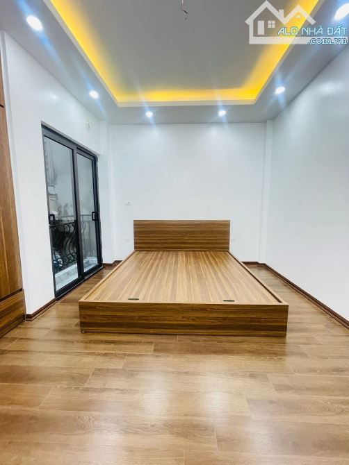 Siêu Hiếm, Chỉ 6.85 Tỷ, Nhà Phố Đê Trần Khát Chân, 37m2x5T, Full Nội Thất, Ở Luôn.