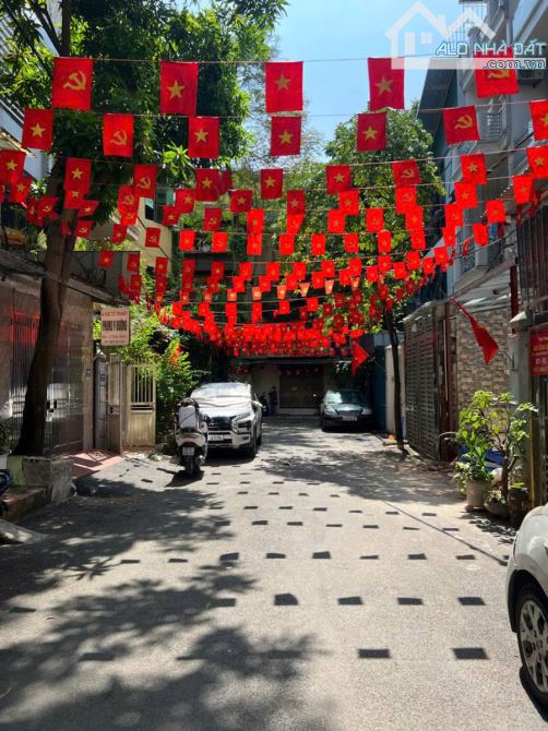 Bán nhà Quảng Khánh - Tây Hồ 104m mt 7m nhỉnh 60 tỷ