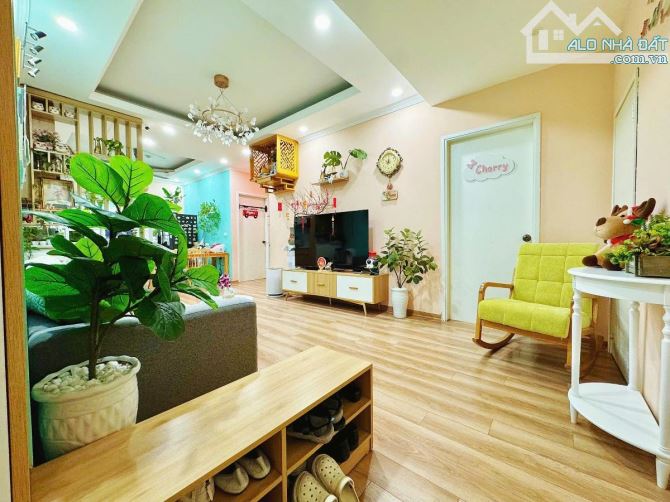 Bán Căn Chung cư Đồng Phát, Vĩnh Hoàng, 78.5m2 giá 5.7 tỷ( có thương lượng).