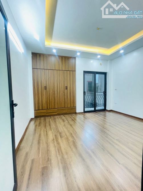 Siêu Hiếm, Chỉ 6.85 Tỷ, Nhà Phố Đê Trần Khát Chân, 37m2x5T, Full Nội Thất, Ở Luôn.