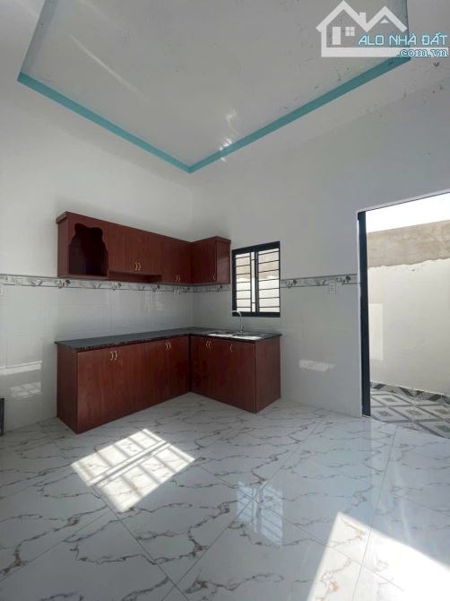 Nhà Mới 1 Lầu 4 x 10m Ngay Ngã Ba Tân Kim , 2PN 2WC Full Nội Thất. Sổ Hồng Riêng - 3