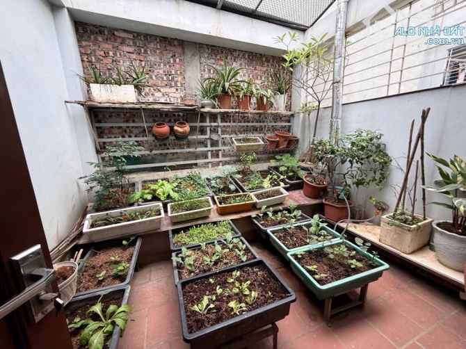 BÁN NHÀ VĂN CAO- 5 TẦNG KIÊN CỐ - SỔ VUÔNG VẮN-GẦN Ô TÔ