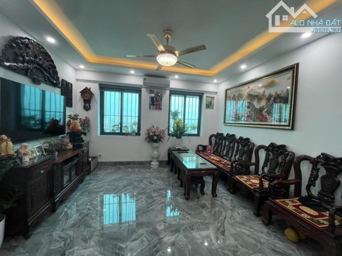 Siêu hiếm chỉ 1 căn duy nhất căn chung cư Đặng Xuân Bảng, Đại Từ, Hoàng Mai, 83m2 gồm 3 ng