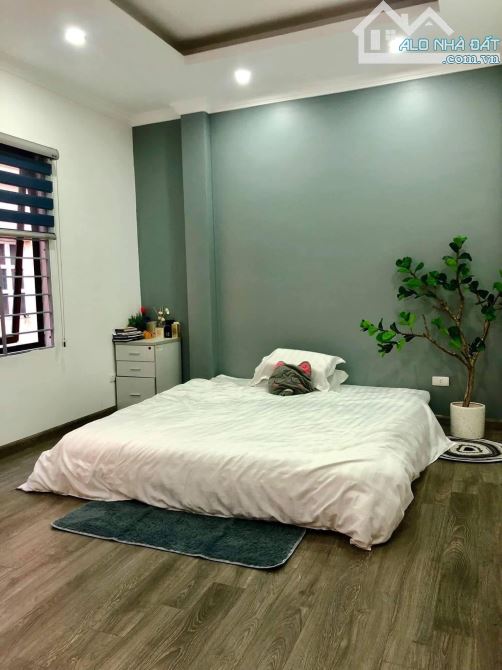 KHƯƠNG ĐÌNH - 15m RA Ô TÔ TRÁNH ĐỖ - 43m2 5 TẦNG 4,3m MT - NHÀ ĐẸP - CHỈ HƠN 8 TỶ