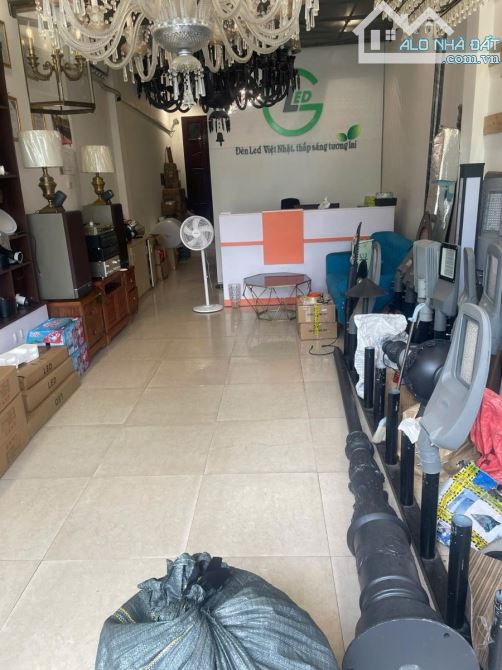 Mặt phố Nguyễn Cảnh Dị KĐT Đại Kim diện tích 56m2, 5 tầng, view đẹp vỉa hè rộng, hơn 29 tỷ