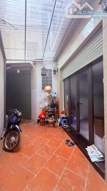 Cần bán gấp-Nhà Ba đình-Liễu Giai-Ngõ thông-Tiện ích đầy đủ-nhà đẹp ở ngay.Nhỉnh7ty