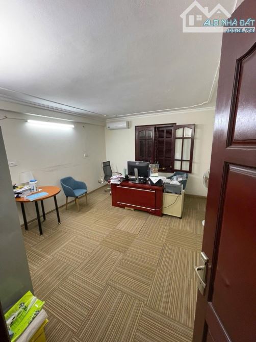 Mặt phố Nguyễn Cảnh Dị KĐT Đại Kim diện tích 56m2, 5 tầng, view đẹp vỉa hè rộng, hơn 29 tỷ