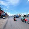NP210 ➡️Bán nhà mặt tiền Ql1A ngang 7.6 mét ngay chợ sặt đầu mối Tân Biên CV 30/4 TP.Biên