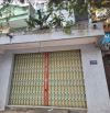Cần bán gấp nhà mặt tiền Hùng Vương Kinh doanh. Dt 60m2. Giá 2tỷ xx