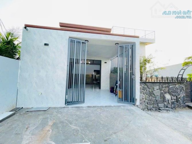 nhà c4 có gác lửng 104m2/1tỷ250 thuộc Phước Lâm-CG sổ hồng