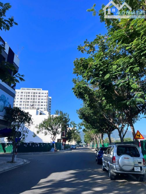 GIÁ TỐT! Bán đất ngang 8m sạch đẹp gần Thích Quảng Đức, KĐT Lê Hồng Phong 1 Nha Trang