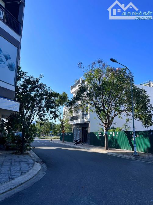 GIÁ TỐT! Bán đất ngang 8m sạch đẹp gần Thích Quảng Đức, KĐT Lê Hồng Phong 1 Nha Trang - 1