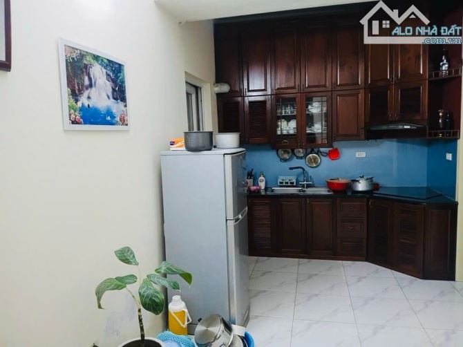 Phân Khúc Hiếm Nhà Bán- View Công Viên- Chỉ 2,x T/ỷ- Căn 45m- HH3 Linh Đàm. -CC nhỏ tiền