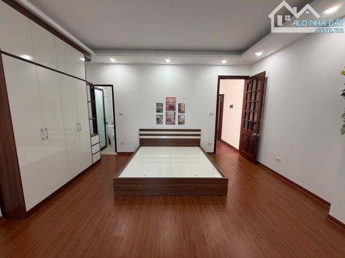 NHÀ PHAN KẾ BÍNH - BA ĐÌNH - 43/50 M - 5 TẦNG - MẶT TIỀN 5.2m - 13.9 TỶ PHAN KẾ BÍNH - B