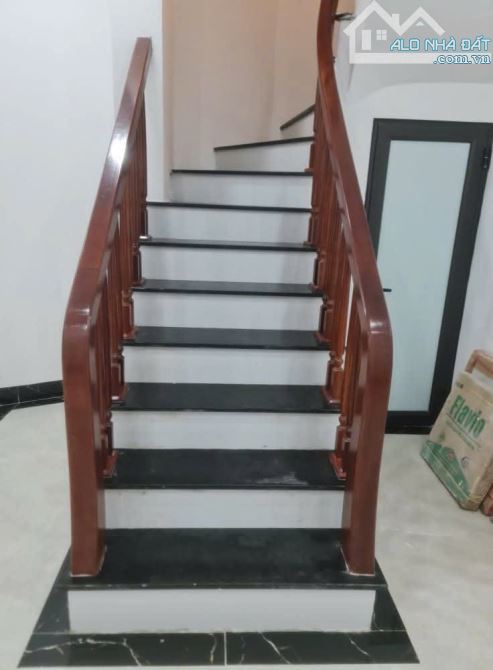 CHỈ 220 TRIỆU/1M CẢ TOÀ NHÀ 5 TẦNG CÓ THANG MÁY MỚI TINH TẠI HAI BÀ TRƯNG, HÀ NỘI.