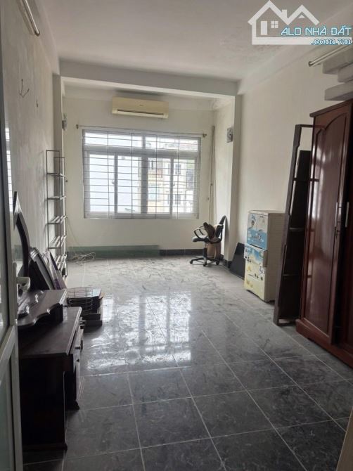 NHÀ LÝ NAM ĐẾ - HOÀN KIẾM - 31/35 M - 6 TẦNG - MẶT TIỀN 3.5M - 17.5 TỶ SỔ ĐỎ CHÍNH CHỦ