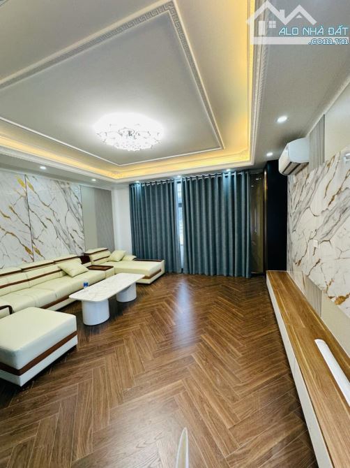 SỞ HỮU NHÀ PHỐ YÊN LẠC: KHU PHÂN LÔ ĐẸP NHẤT QUẬN HAI BÀ TRƯNG - ĐƯỜNG RỘNG 2 Ô TÔ