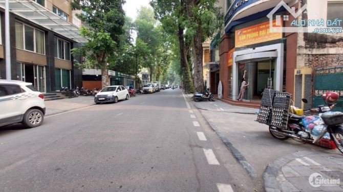 Quá hiếm Phân Lô ô tô Lý Nam Đế 31m 5 tầng gần phố Kinh doanh tuyệt vời