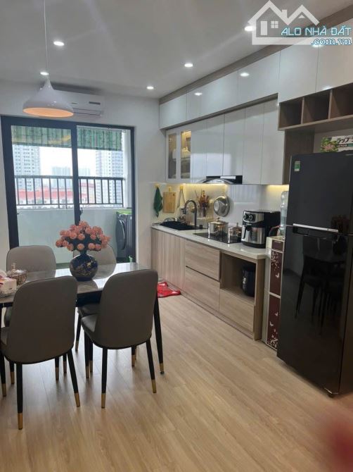 Sáng thức dậy ngắm chọn view Hồ Linh Đàm- Chỉ 3,95 T/ỷ- Căn 67m- HH3 Linh Đàm.