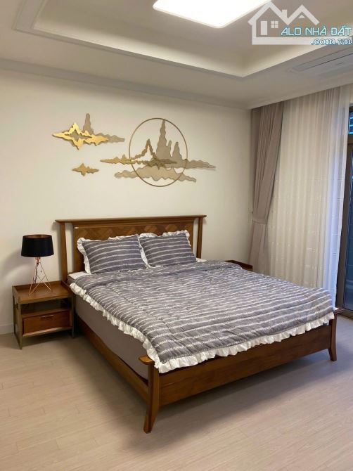 CHỦ NƯỚC NGOÀI VỀ NƯỚC CẦN BÁN CĂN CHUNG CƯ STARLAKE 3PN GIÁ RẺ