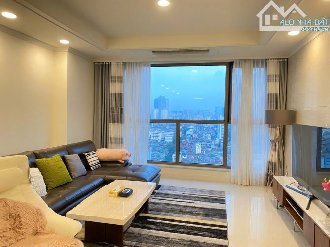 CHỦ NƯỚC NGOÀI VỀ NƯỚC CẦN BÁN CĂN CHUNG CƯ STARLAKE 3PN GIÁ RẺ