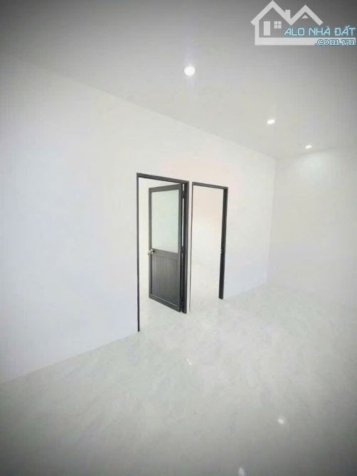 nhà c4 có gác lửng 104m2/1tỷ250 thuộc Phước Lâm-CG sổ hồng - 4