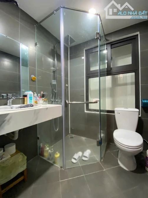 Bán Nhà đẹp về ở ngay Yên Hoà, cách oto 20m, 30m, 5 tầng, giá 9,8 tỷ