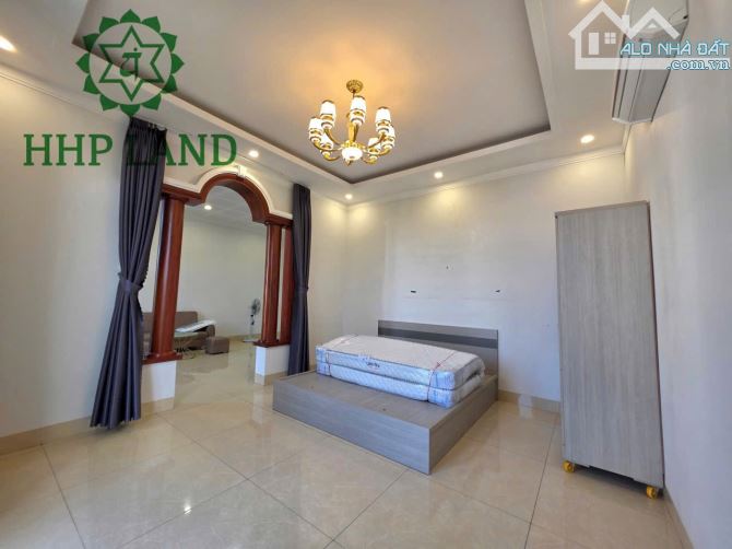 Cho thuê căn hộ dịch vụ 60m2 khu D2D có thang máy - giá 8 triệu - 4