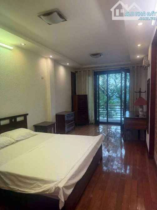 MẶT PHỐ - TRẪN VŨ - BA ĐÌNH - 45M - 5 TẦNG - MẶT TIỀN 3.5 M - GIÁ 44.5 TỶ SỔ ĐỎ CHÍNH