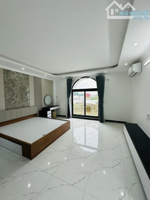 SỞ HỮU NHÀ PHỐ YÊN LẠC: KHU PHÂN LÔ ĐẸP NHẤT QUẬN HAI BÀ TRƯNG - ĐƯỜNG RỘNG 2 Ô TÔ