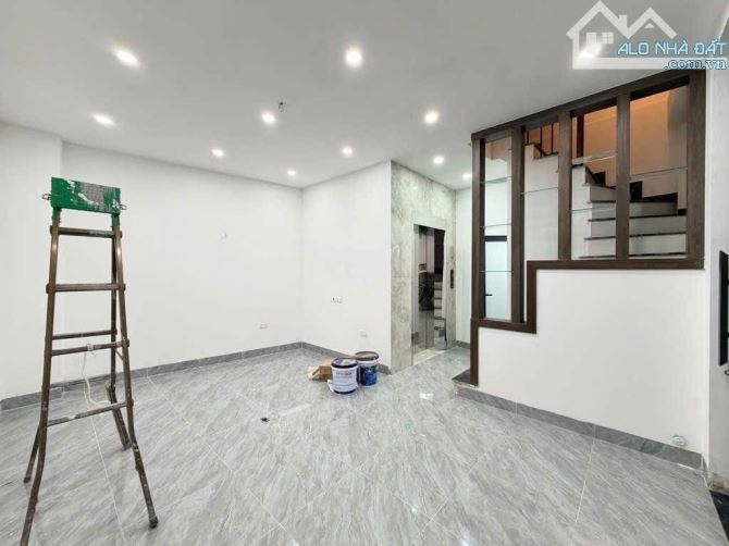 Ngay KĐT CiPuTra - Bán Nhà Phú Thượng -Tây Hồ -QuyHoạch Ổn Định-Thang Máy-38Mx6T giá 8Ty