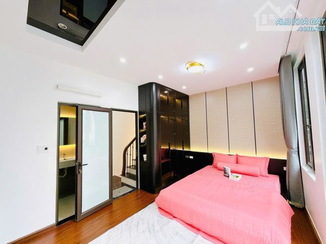 Bán nhà đẹp Minh Khai , Hai Bà Trưng. 28m 4 tầng , MT 4,8m , Vuông đẹp , giá 6 tỷ