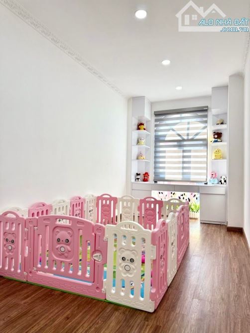 SIÊU PHẨM CHÙA BỘC - DT 58M - 7 TẦNG - MẶT TIỀN 5,5 M - 7 TẦNG - THANG MÁY FULL NỘI THẤT