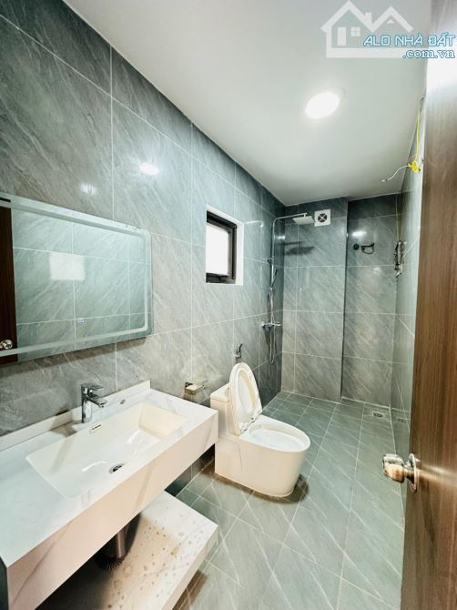 SỞ HỮU NHÀ PHỐ YÊN LẠC: KHU PHÂN LÔ ĐẸP NHẤT QUẬN HAI BÀ TRƯNG - ĐƯỜNG RỘNG 2 Ô TÔ