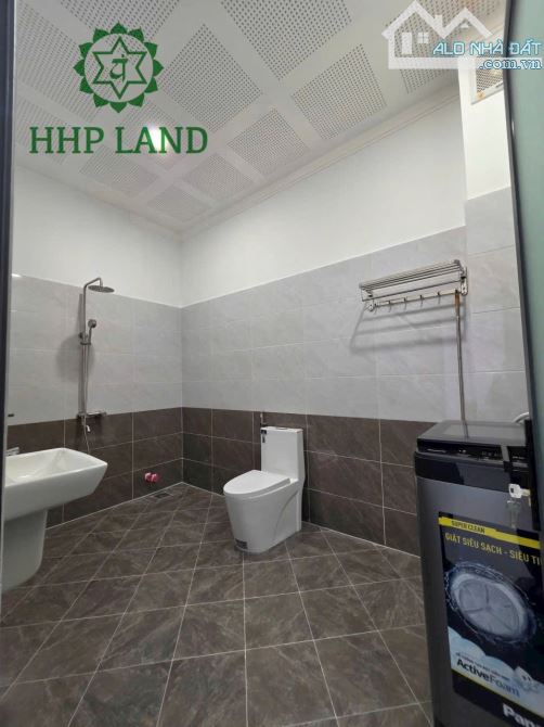 Cho thuê căn hộ dịch vụ 60m2 khu D2D có thang máy - giá 8 triệu - 8