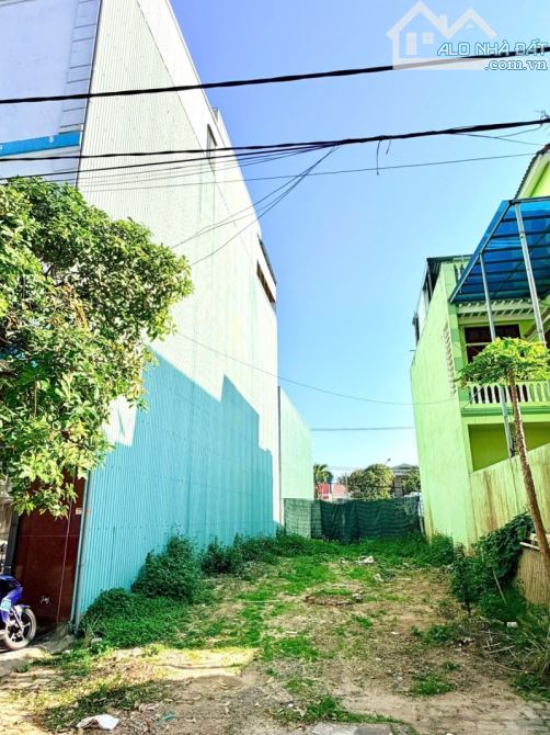 BÁN ĐẤT MT HÀM TRUNG – 133M2 (7 X 19), SÁT VÁCH THPT LIÊN CHIỂU, GẦN BIỂN - CHỈ 4.X TỶ