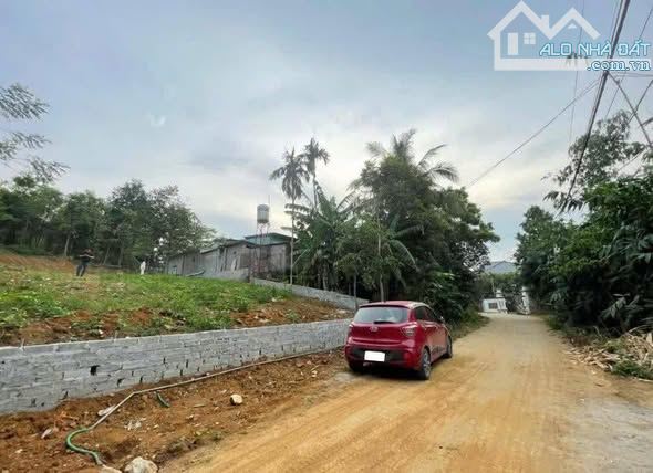 3,5 tỷ sở hữu 887m2 đất xã Suối Hai, gần các khu du lịch Ba Vì, gần tỉnh lộ, view thoáng