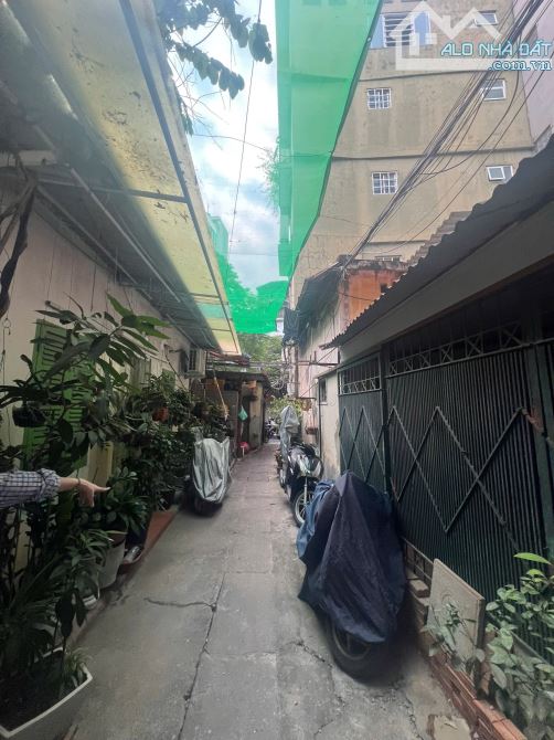 BÁN ĐẤT MẶT PHỐ HÀNG BÚN, DT 60M2, MT 9M.