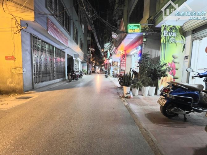 Cần bán nhà quận Thanh Xuân, 108mx4, GARA Ô TÔ, Ô TÔ VÒNG QUANH, KD, LÔ GÓC, CHỈ 29 TỶ