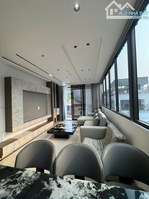 Nhà Hoàng Liệt-45m2 x5T,ngõ oto tránh,xây mới,thang máy, nhỉnh 13 tỷ