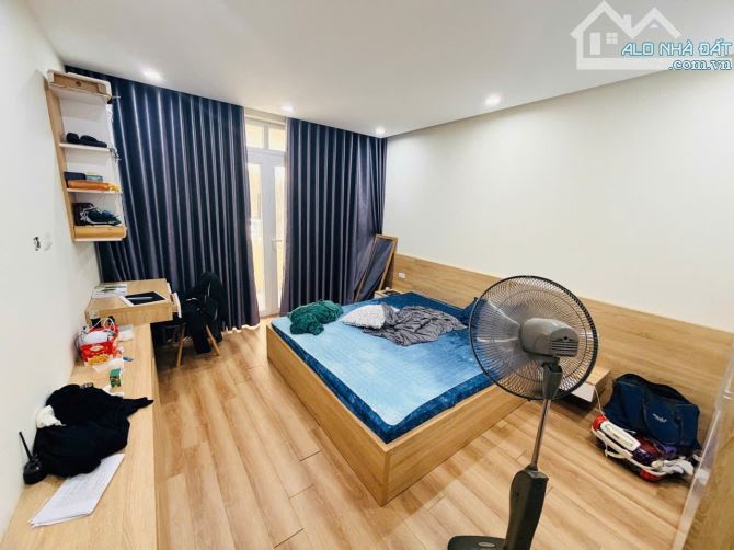 Siêu hiếm bán căn chung cư Smile building Nguyễn Cảnh Dị, 86m2 gồm 3 ngủ, 2 vs, giá 6.8 t.