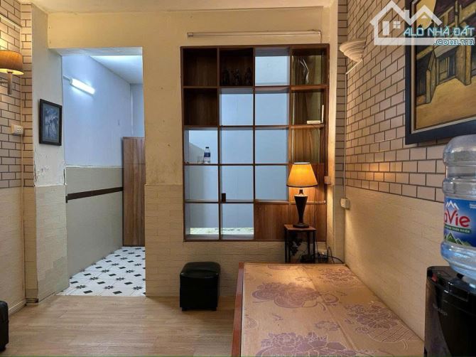 Chính chủ tập thể Kim Liên, Đống Đa, tầng 1, kd, 2 mặt tiền trước sau, 60m2 3pn