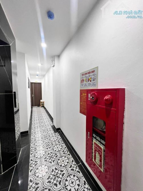 Toà CCMN 20P Khương Trung, oto đỗ cửa, sát phố, DT 1.2 tỷ/năm, thang máy, PCCC, 88m*7T