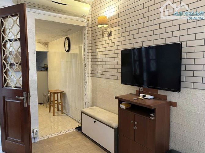 Chính chủ tập thể Kim Liên, Đống Đa, tầng 1, kd, 2 mặt tiền trước sau, 60m2 3pn